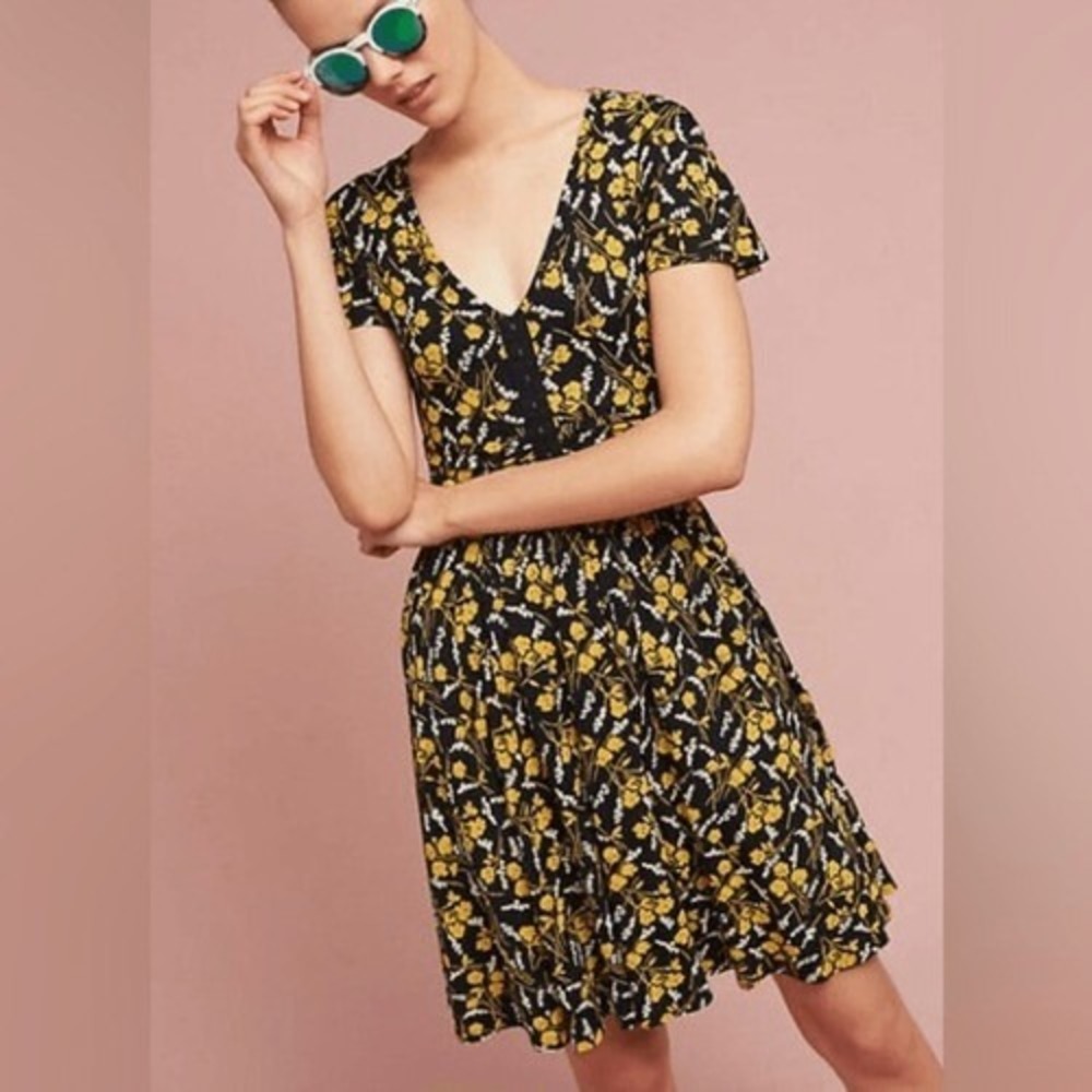 Maeve Anthropologie Floral Dress Black Yellow V-Neck Short Sleeve XS Mini